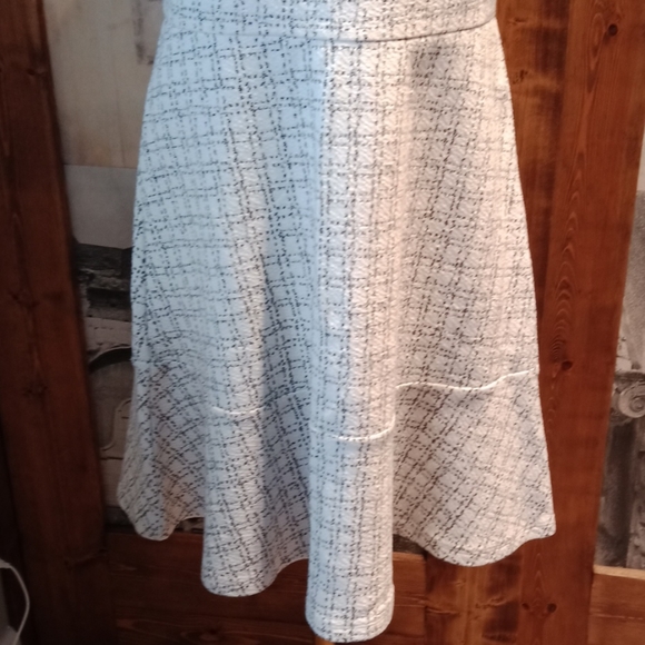 LOFT dress - Picture 3 of 8